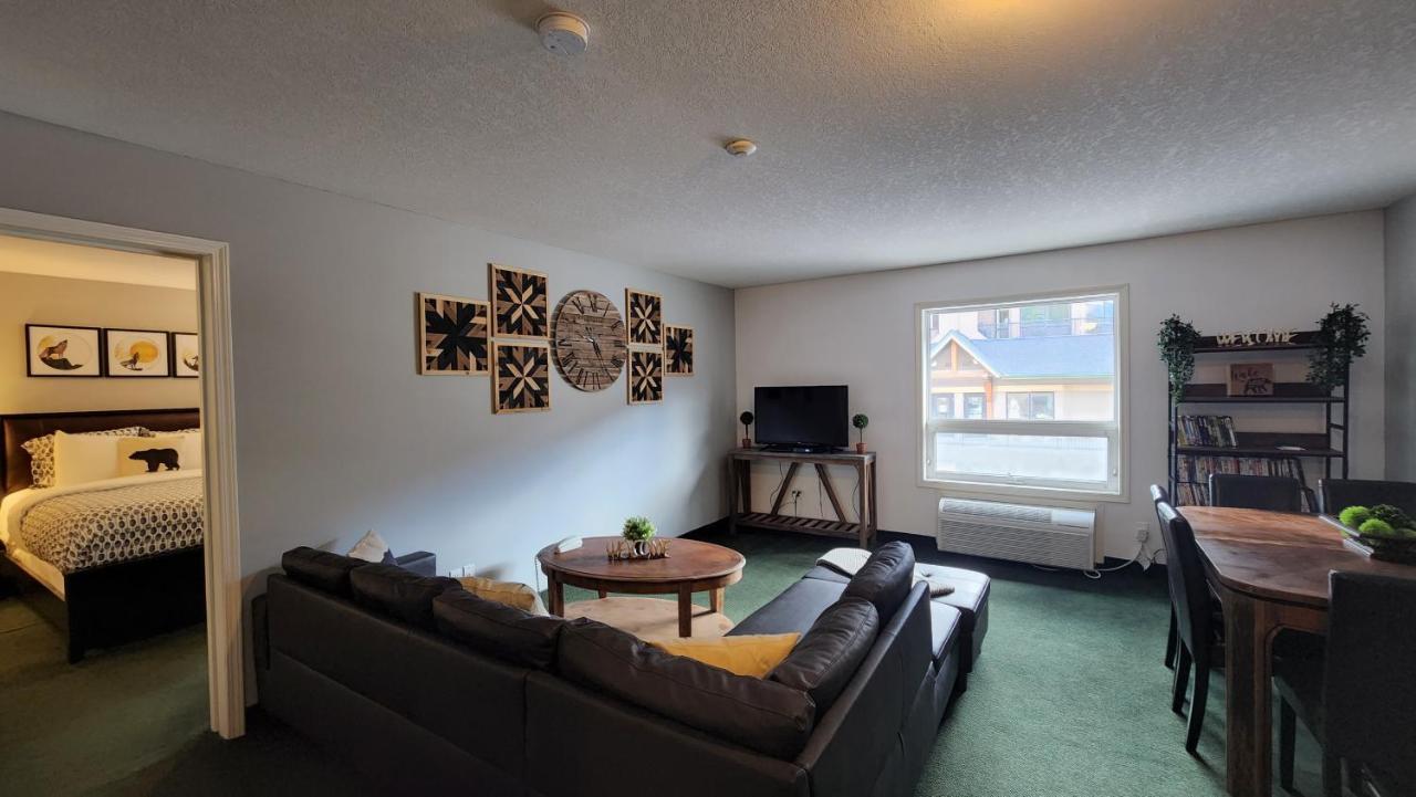Mountain View Inn Canmore Luaran gambar